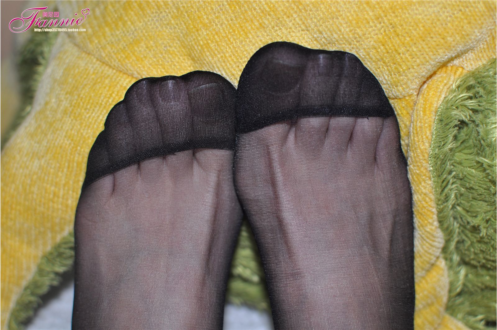 Fannie芬妮高清原图之黑丝特写NO.175